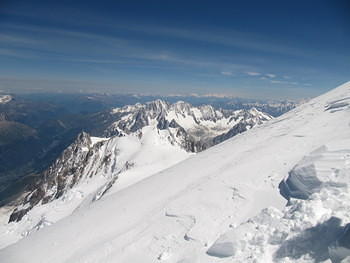 На вершине Монблана (4810 м)